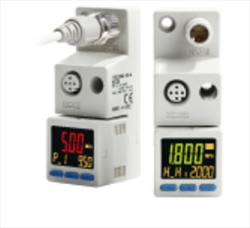 Bộ hiển thị và điều khiển áp suất SMC PSE300AC